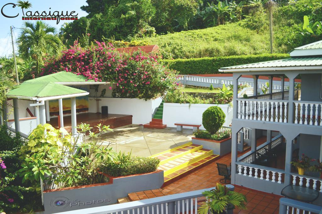 Classique International In Dominica Marigot Екстериор снимка