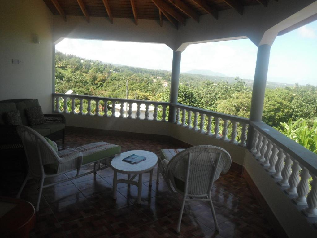 Classique International In Dominica Marigot Екстериор снимка