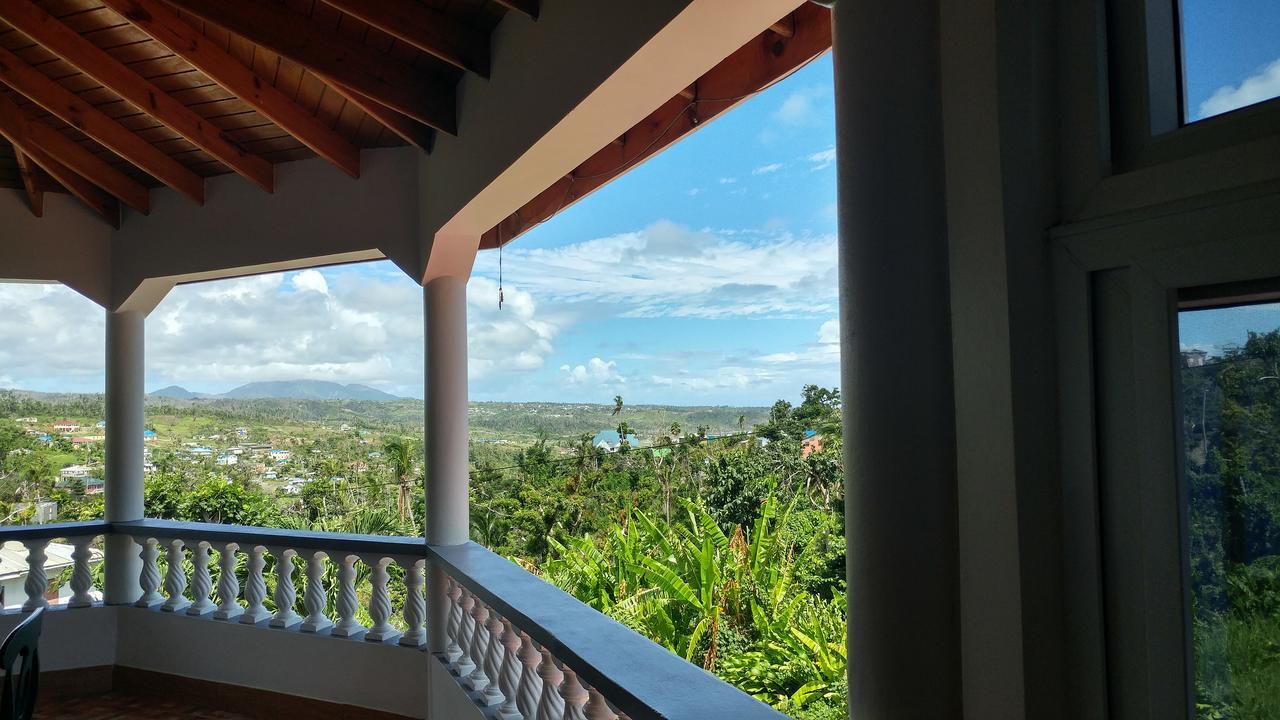 Classique International In Dominica Marigot Екстериор снимка